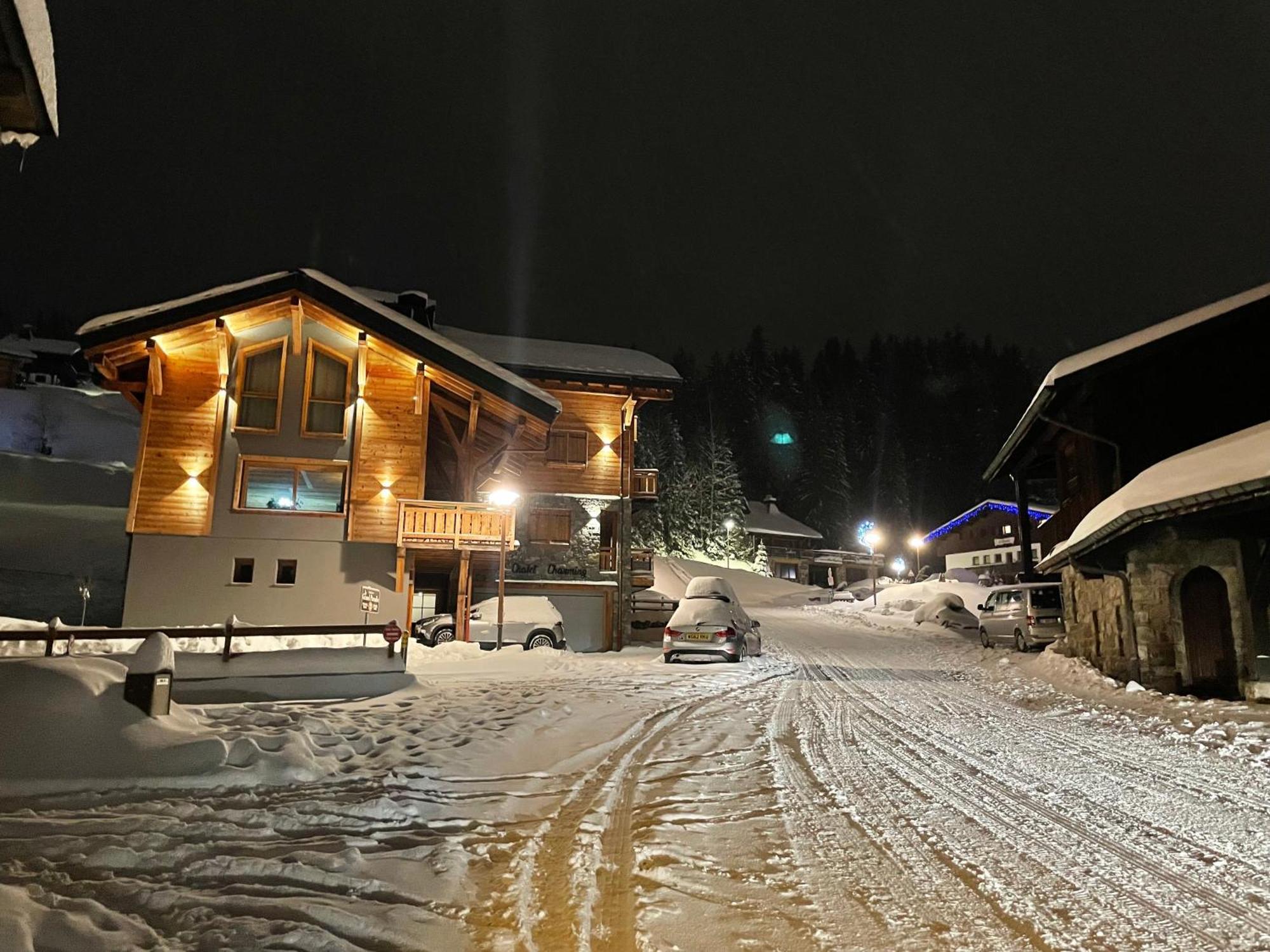 Chalet Charming B And B Les Gets Exteriör bild